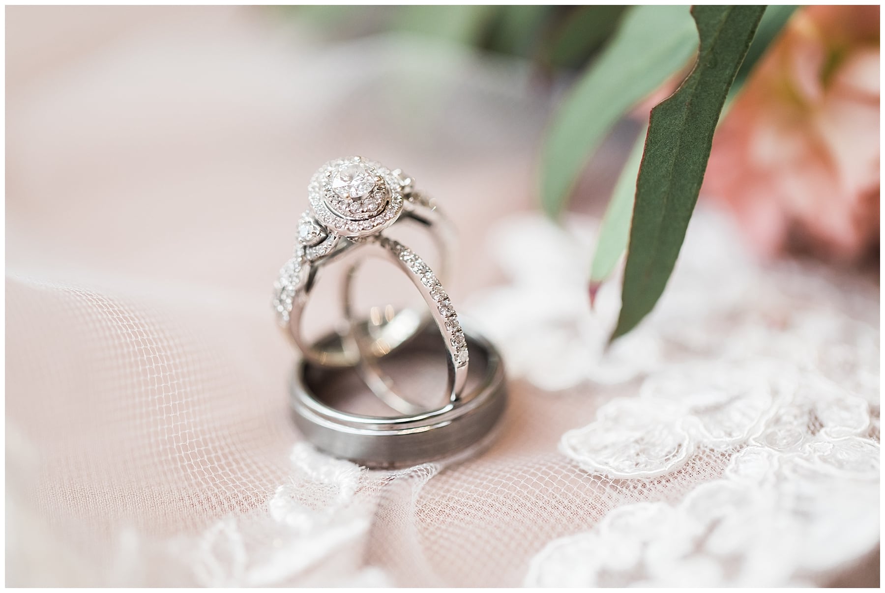 Danielle-Defayette-Photography-Silver-Hearth-Lodge-Wedding-Roanoke_0004.jpg