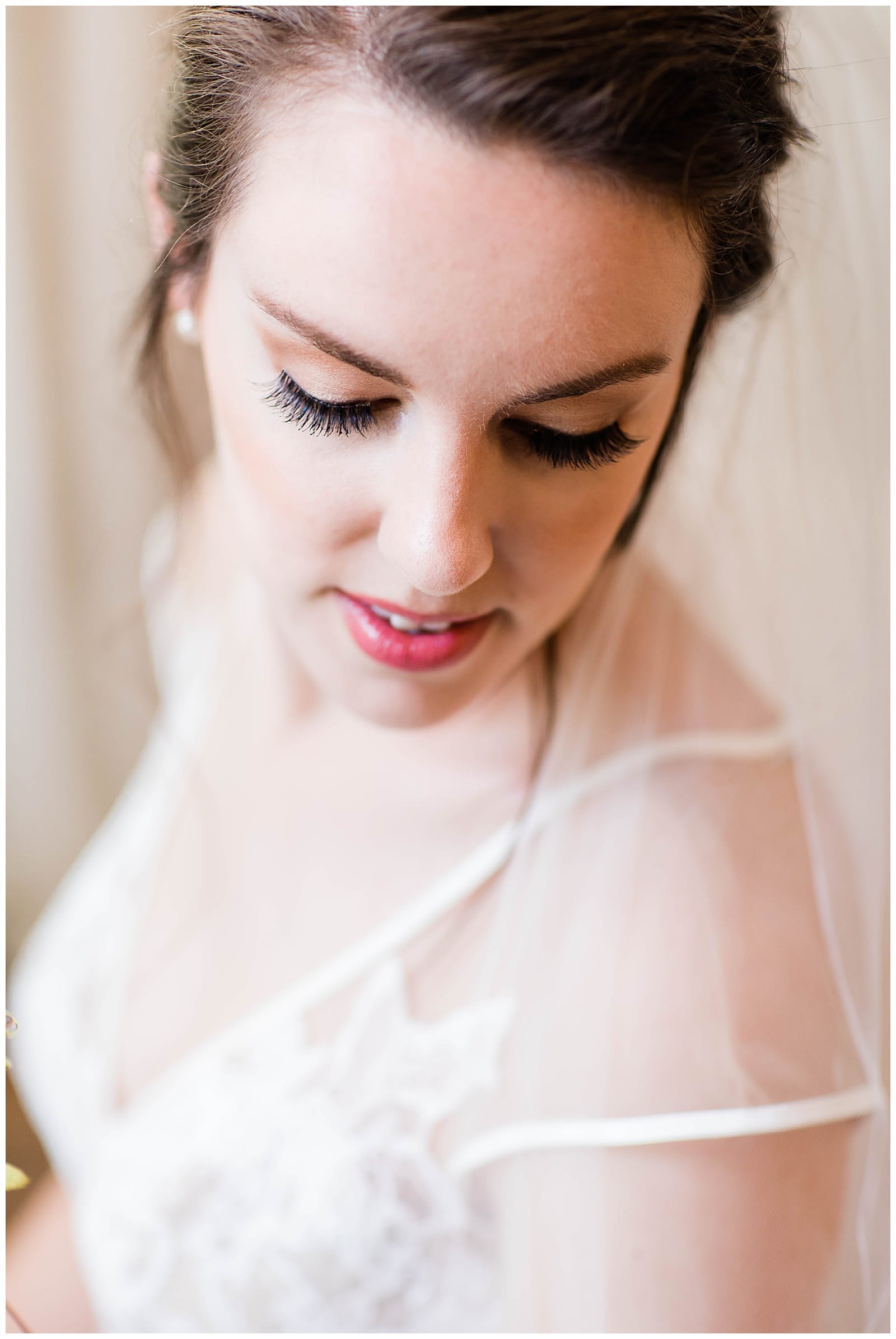 Danielle-Defayette-Photography-the-side-porch-bridal-portraits-0009.jpg