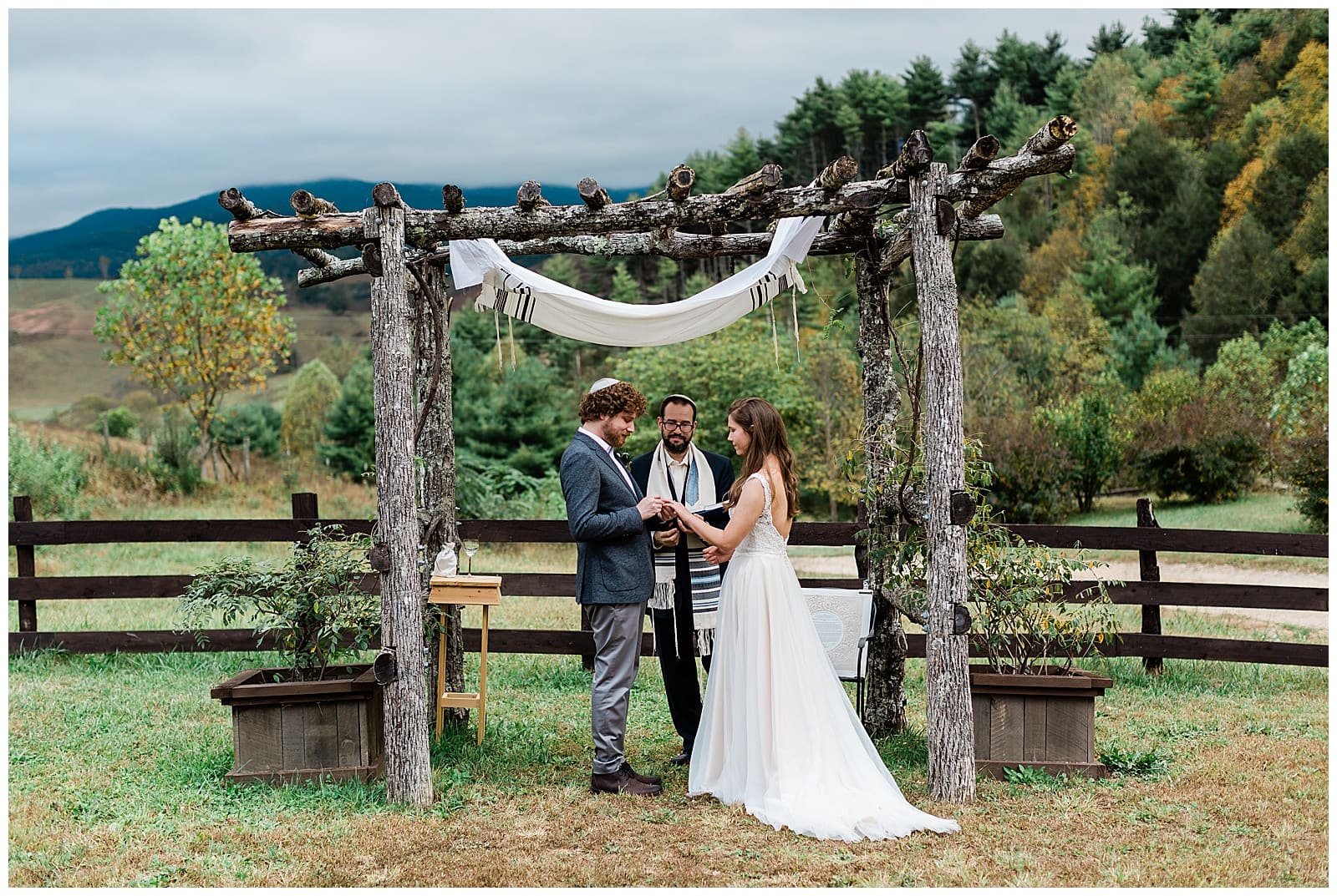 Danielle-Defayette-Photography-Mountain-Laurel-Farm-TN-Wedding_0040.jpg