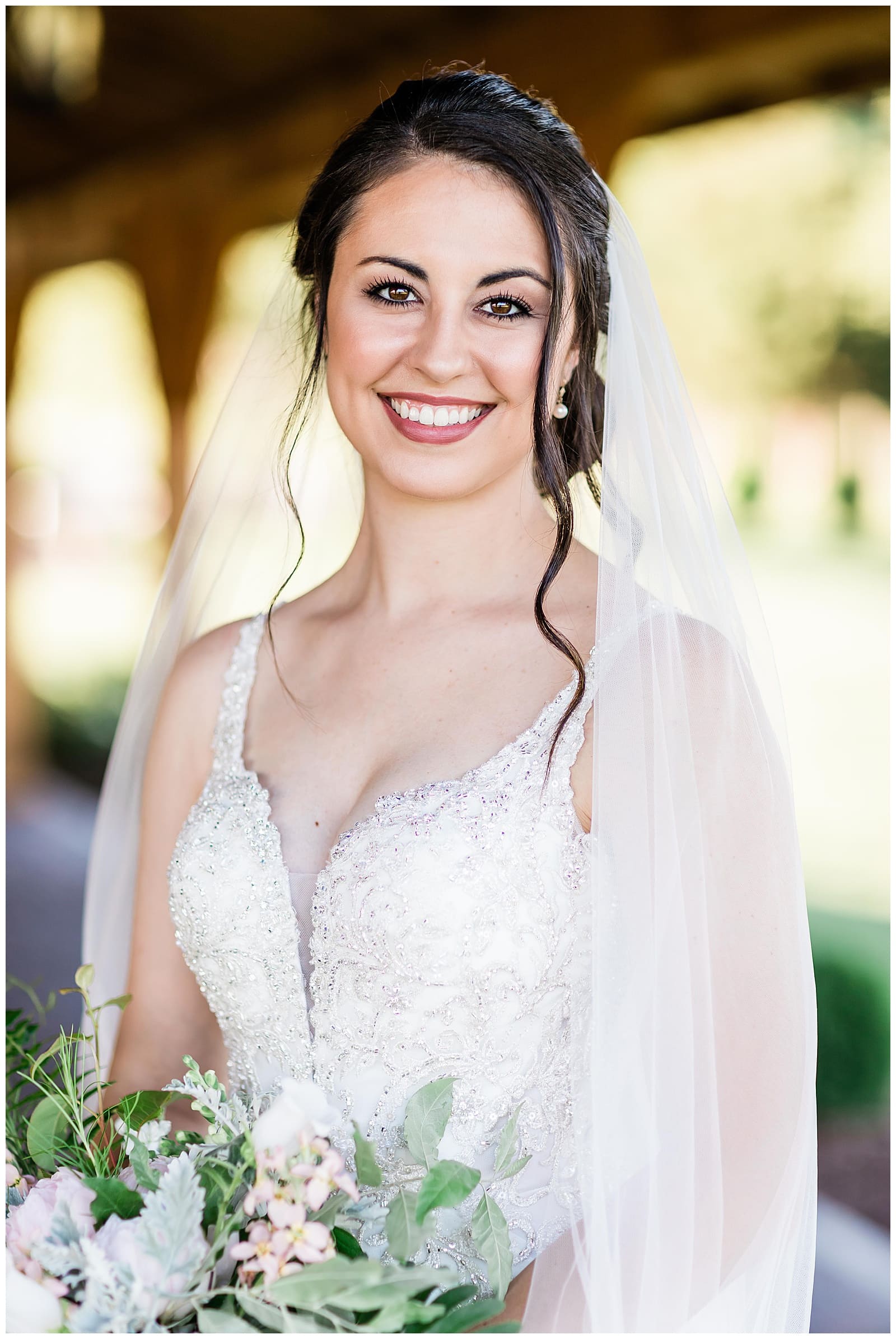 Danielle-Defayette-Photography-Middle-Fork-Barn-Abingdon-Wedding-2020_0004.jpg