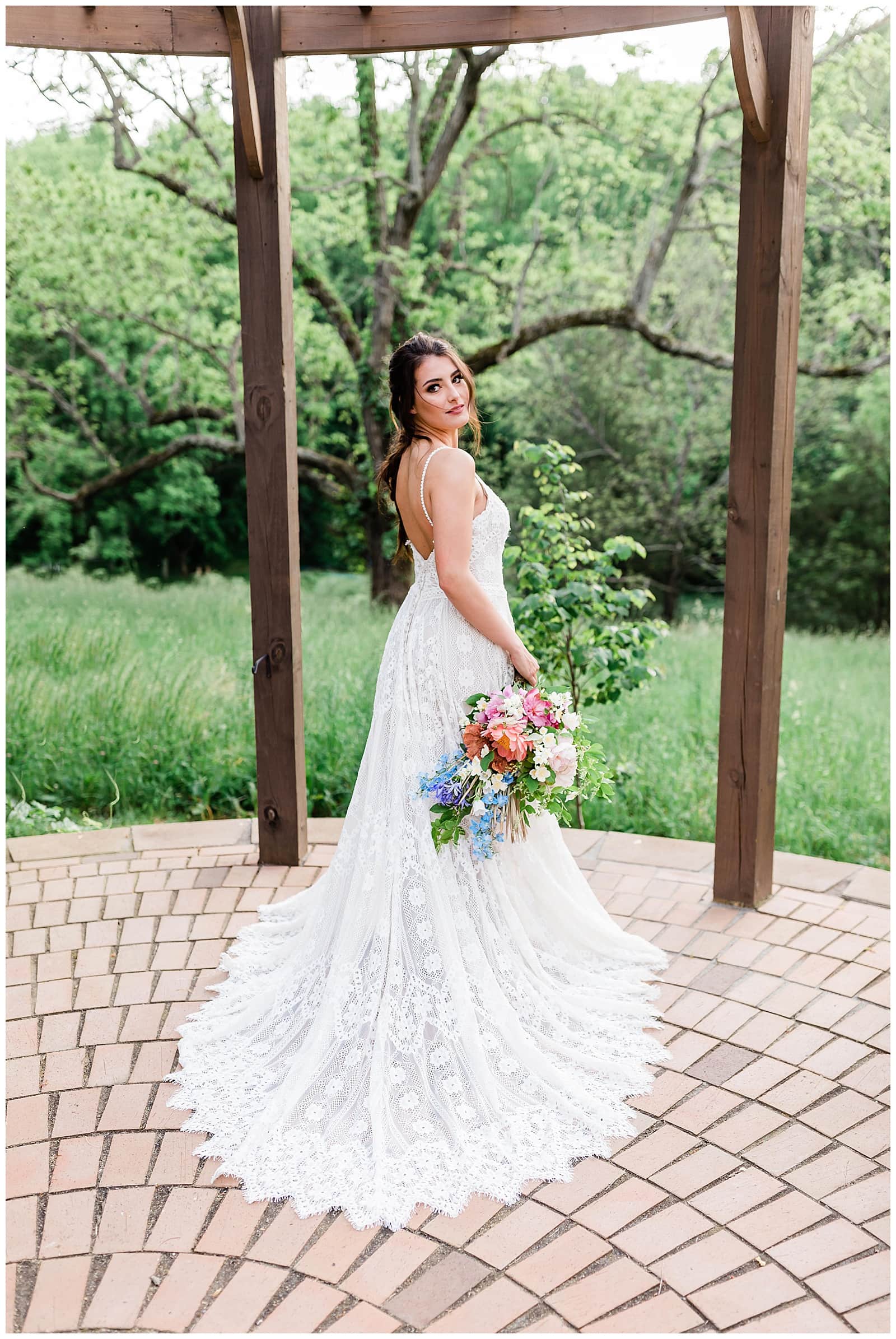 Danielle-Defayette-Photography-The-Side-Porch-Wedding-Annies-Room-2020_0032.jpg
