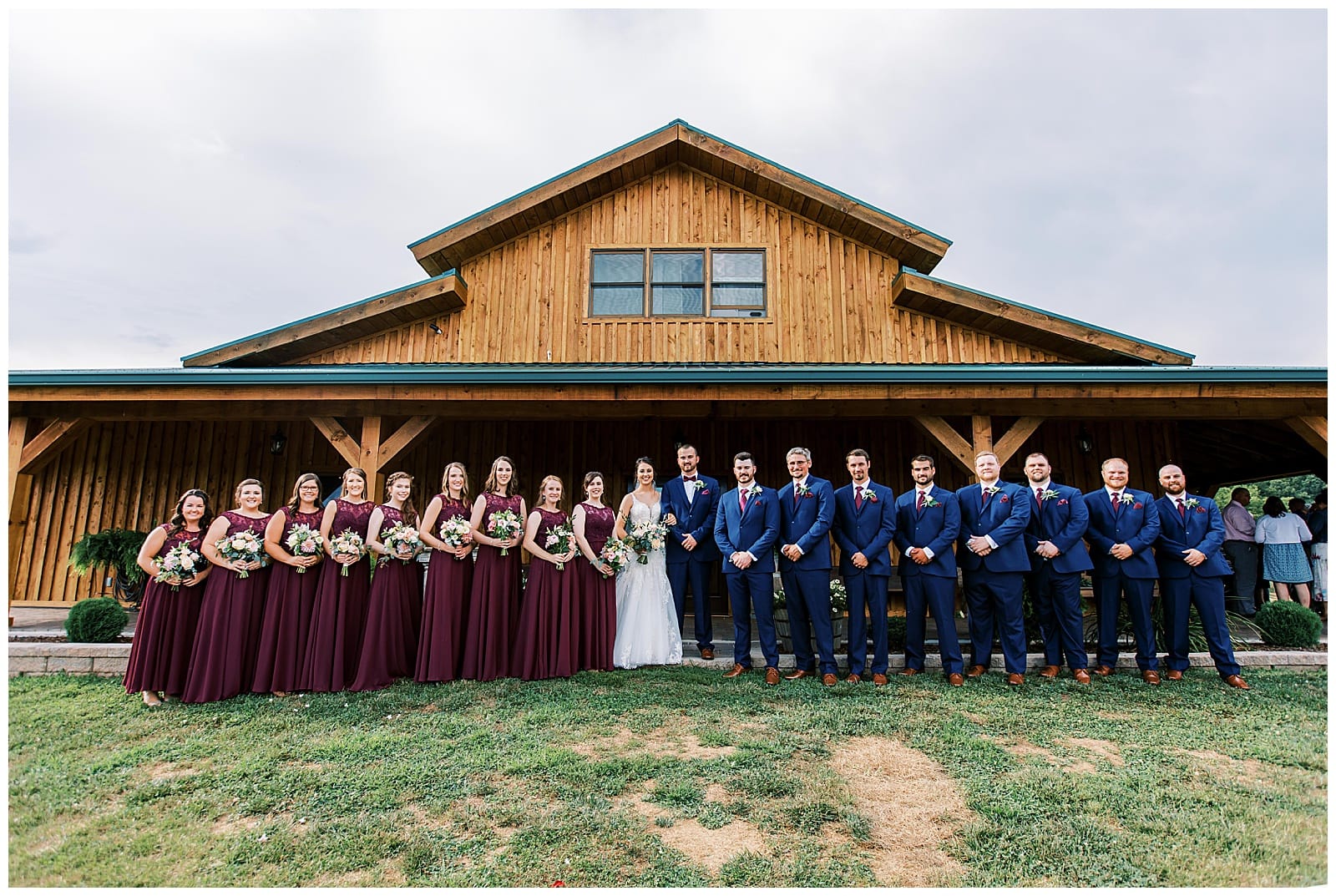 Danielle-Defayette-Photography-Middle-Fork-Barn-Wedding-VA-2020_0030.jpg