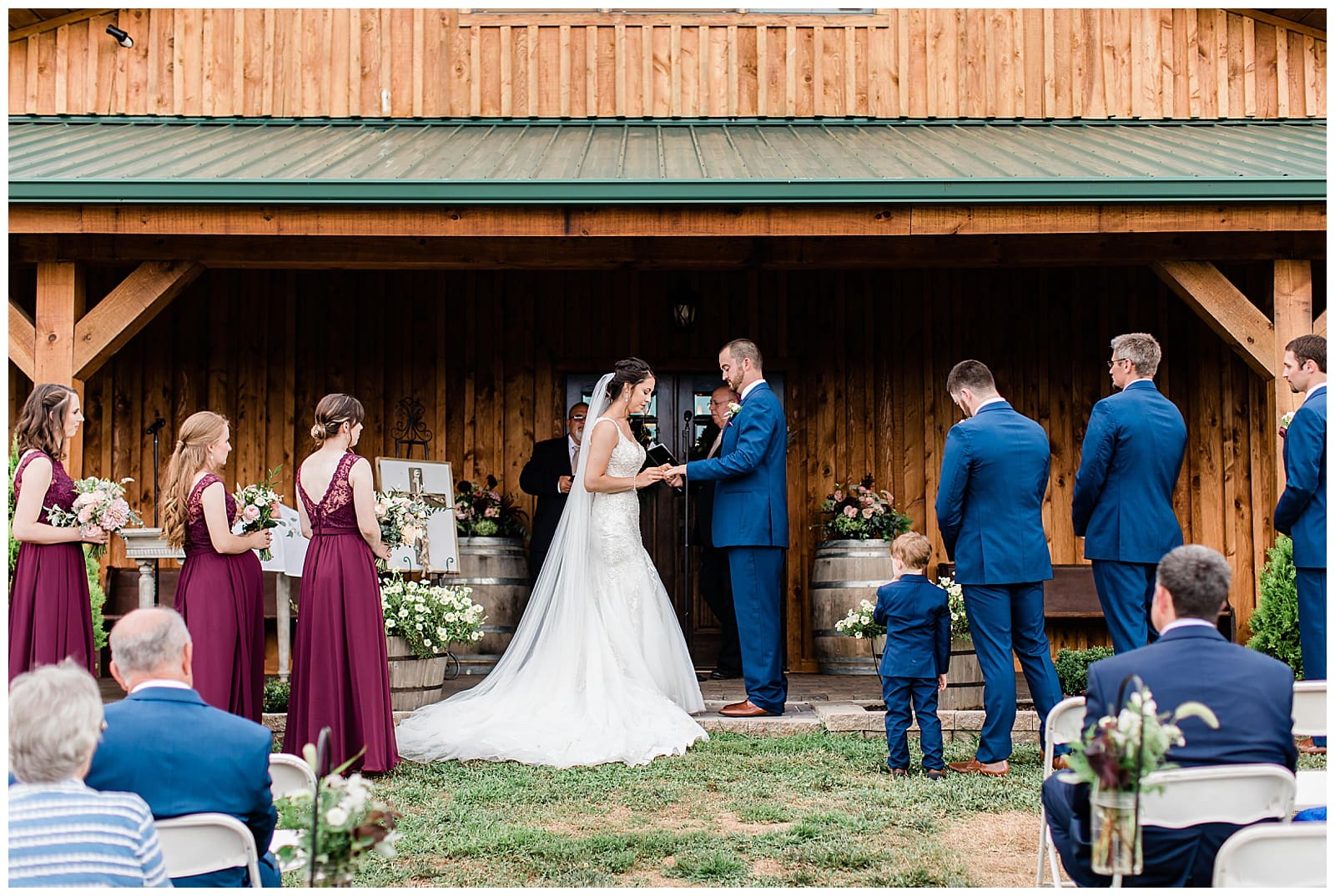 Danielle-Defayette-Photography-Middle-Fork-Barn-Wedding-VA-2020_0061.jpg