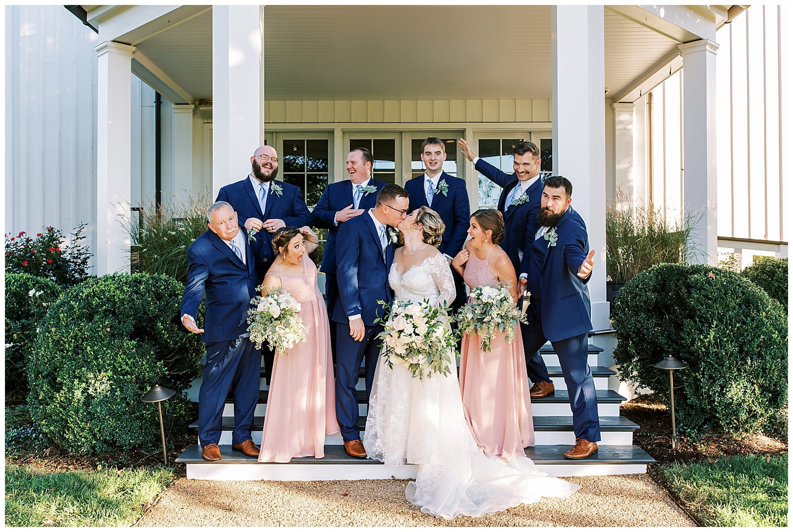 Danielle-Defayette-Photography-Castle-Hill-Cider-Charlottesville-Wedding-2020_0043.jpg