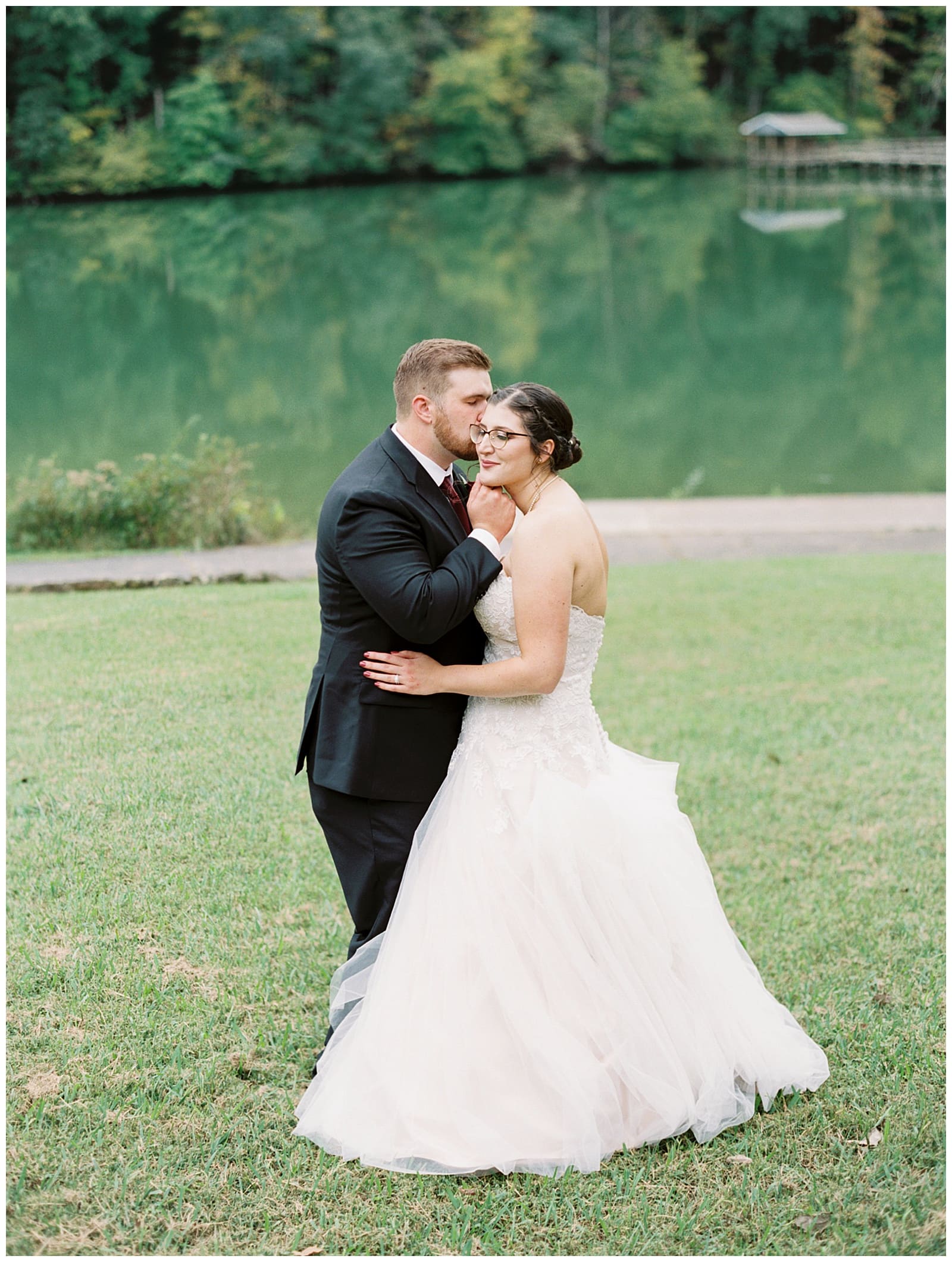 Danielle-Defayette-Photography-Steele-Creek-Park-Wedding_0025.jpg