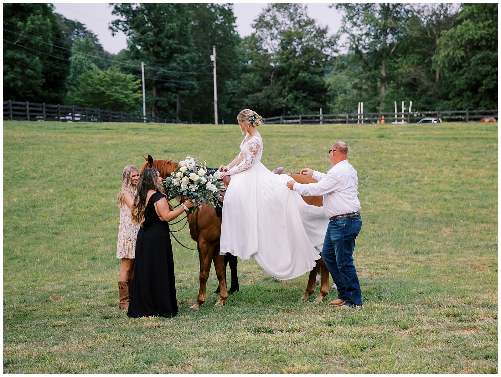 Horse-Wedding-Photos-Danielle-Defayette-Photography_0050.jpg