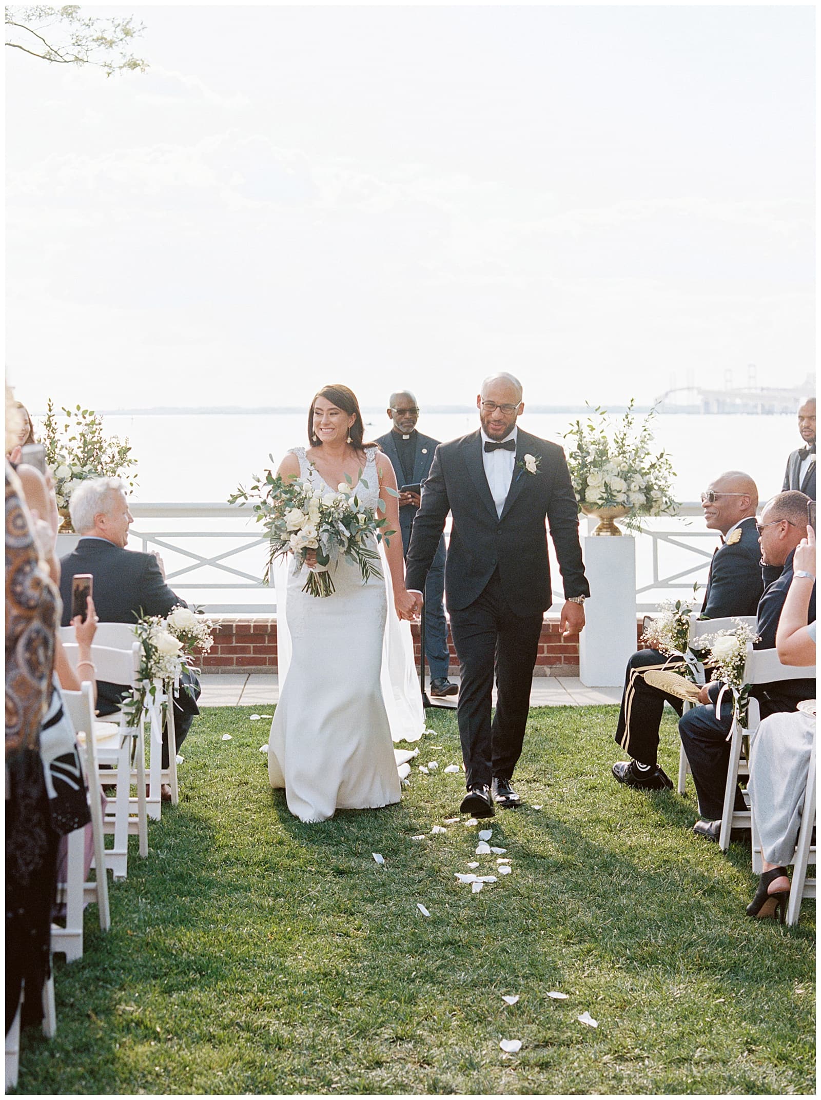 Danielle-Defayette-Photography-Chesapeake-Bay-Beach-Club-Wedding_0002.jpg