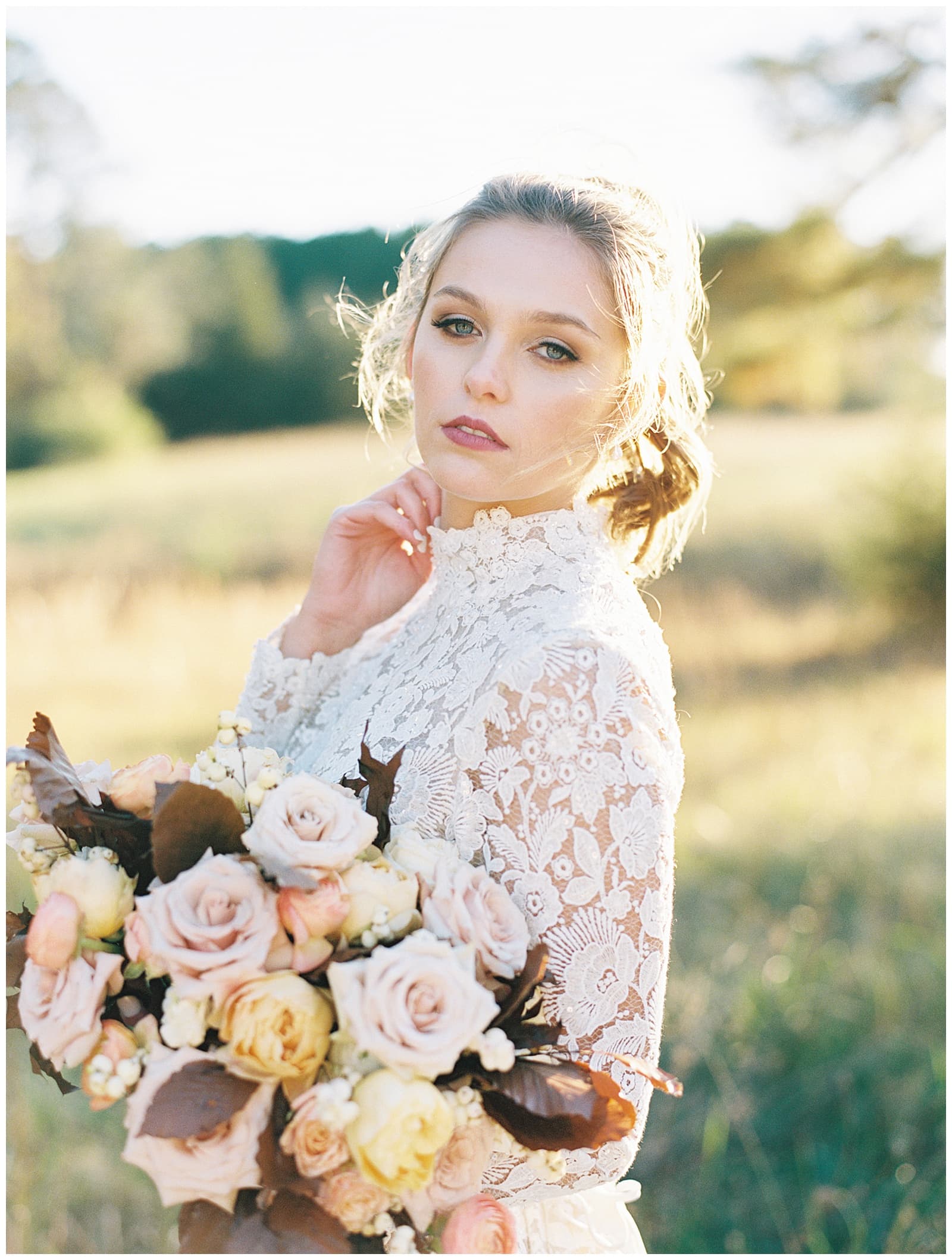 Danielle-Defayette-Photography-Bluebird-Meadows-Farm-Wedding_0008.jpg