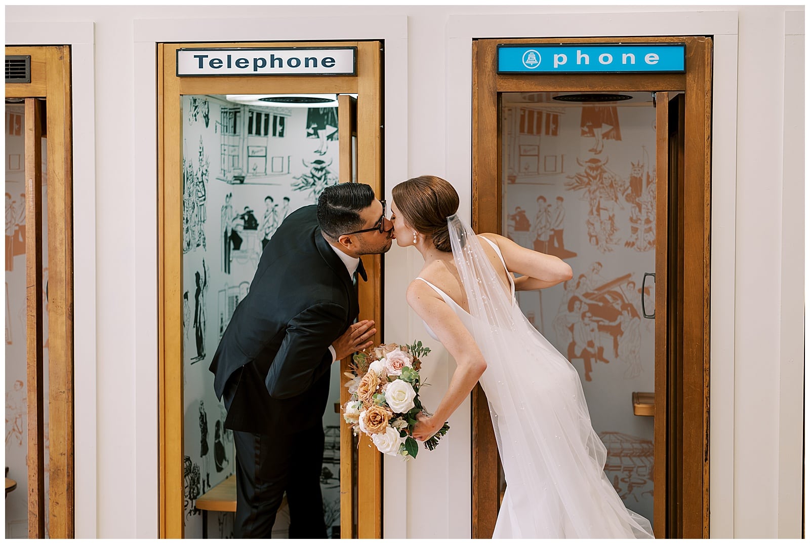 Danielle-Defayette-Photography-Common-House-Wedding-Richmond-VA_0027.jpg