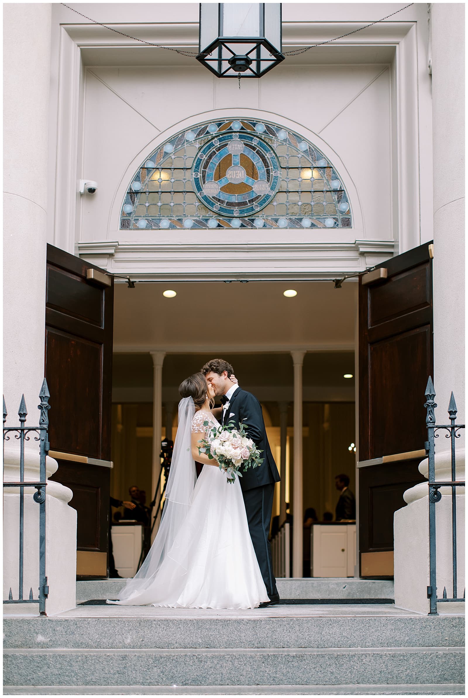 Danielle-Defayette-Photography-willard-hotel-wedding-dc_0028.jpg