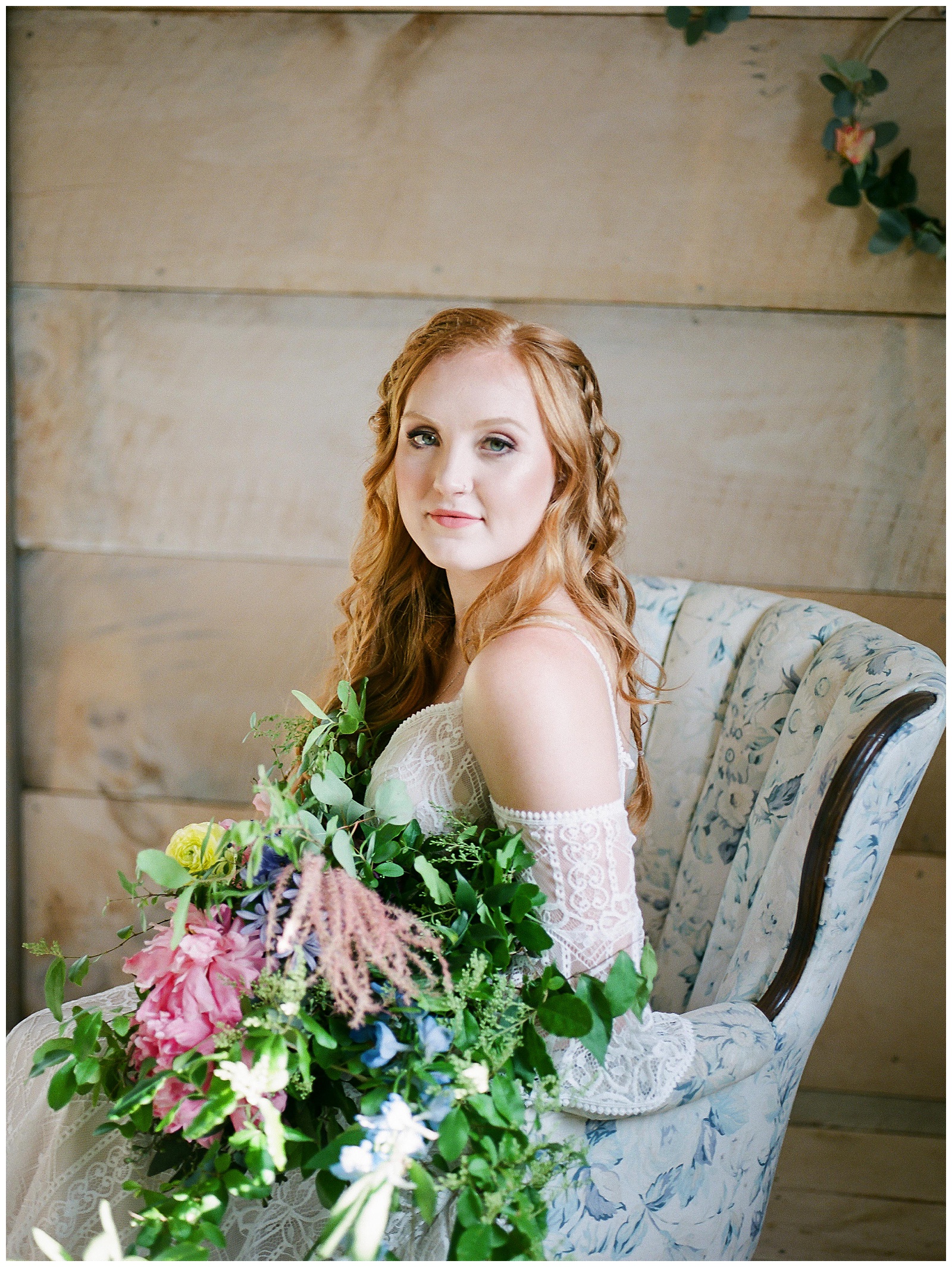 Danielle-Defayette-Photography-Ramble-Creek-Vineyard-Wedding_0007.jpg