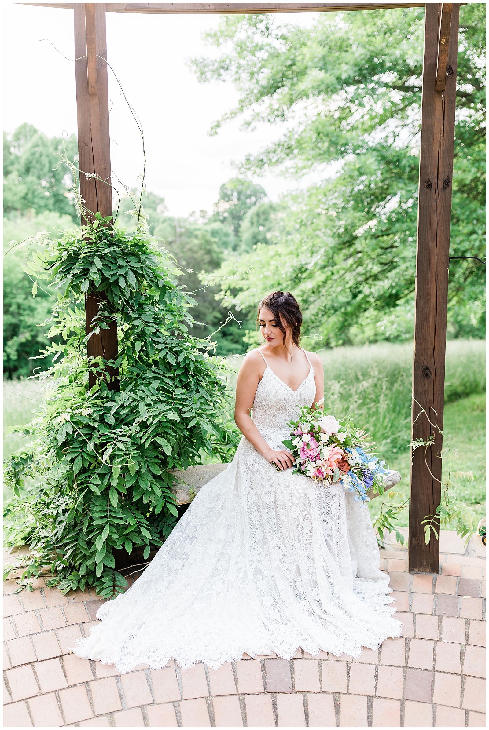 Danielle-Defayette-Photography-The-Side-Porch-Wedding_0016.jpg