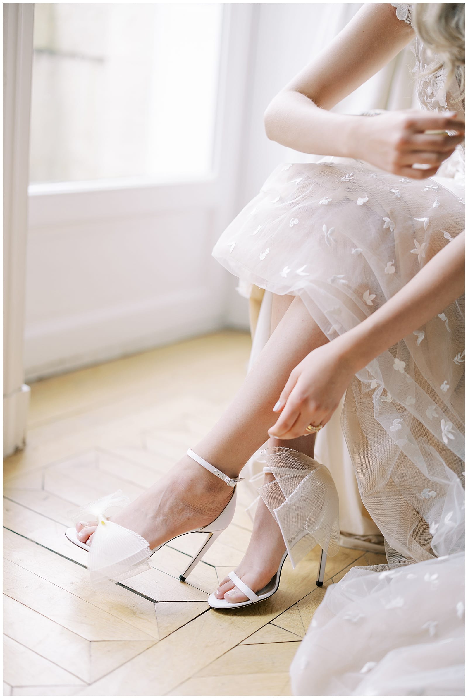 Danielle-Defayette-Photography-Chateau-Bouffemont-Wedding-Paris_0030.jpg
