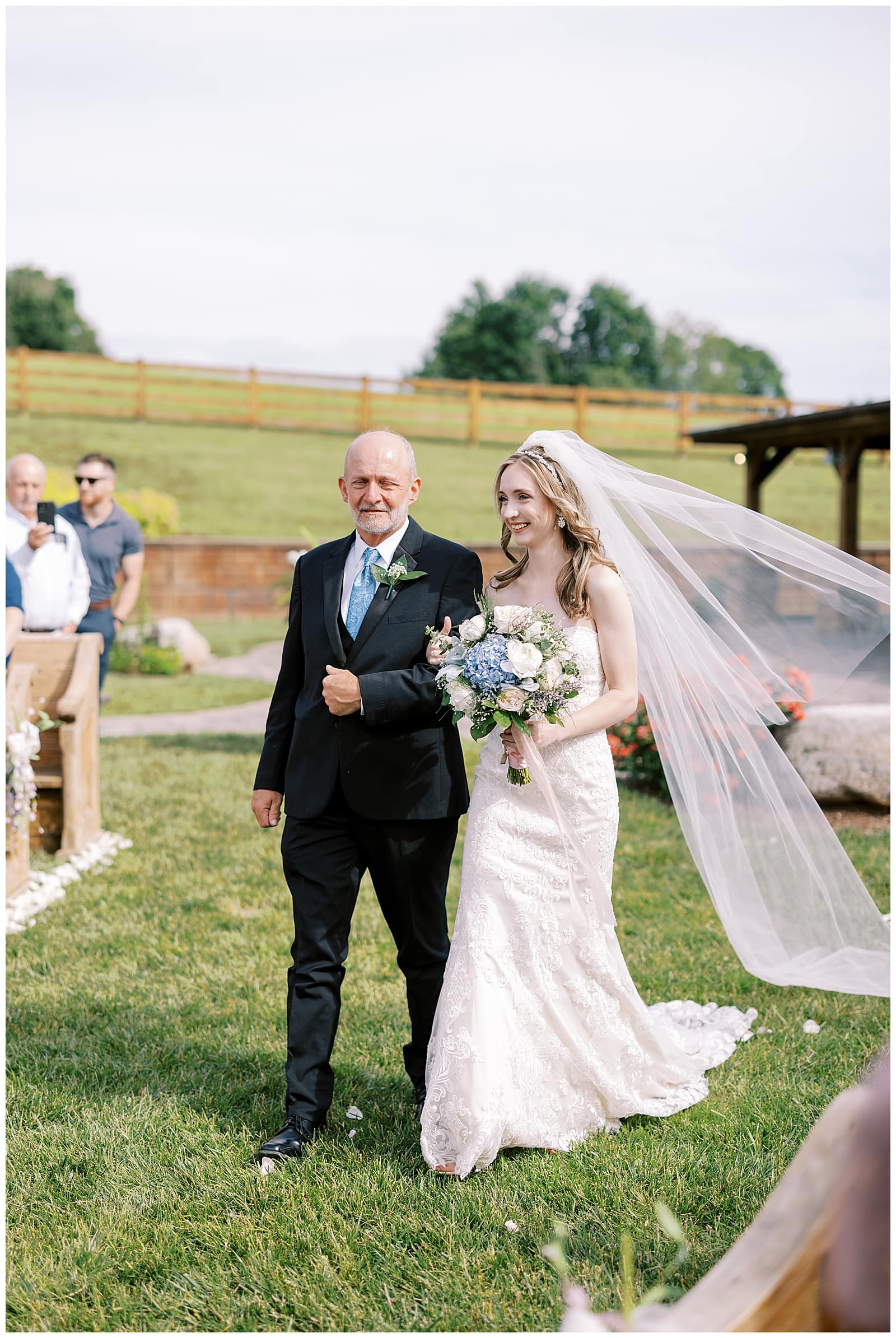 Danielle-Defayette-Photography-Barns-At-Chip-Ridge-Wedding-Abingdon-VA_0020.jpg