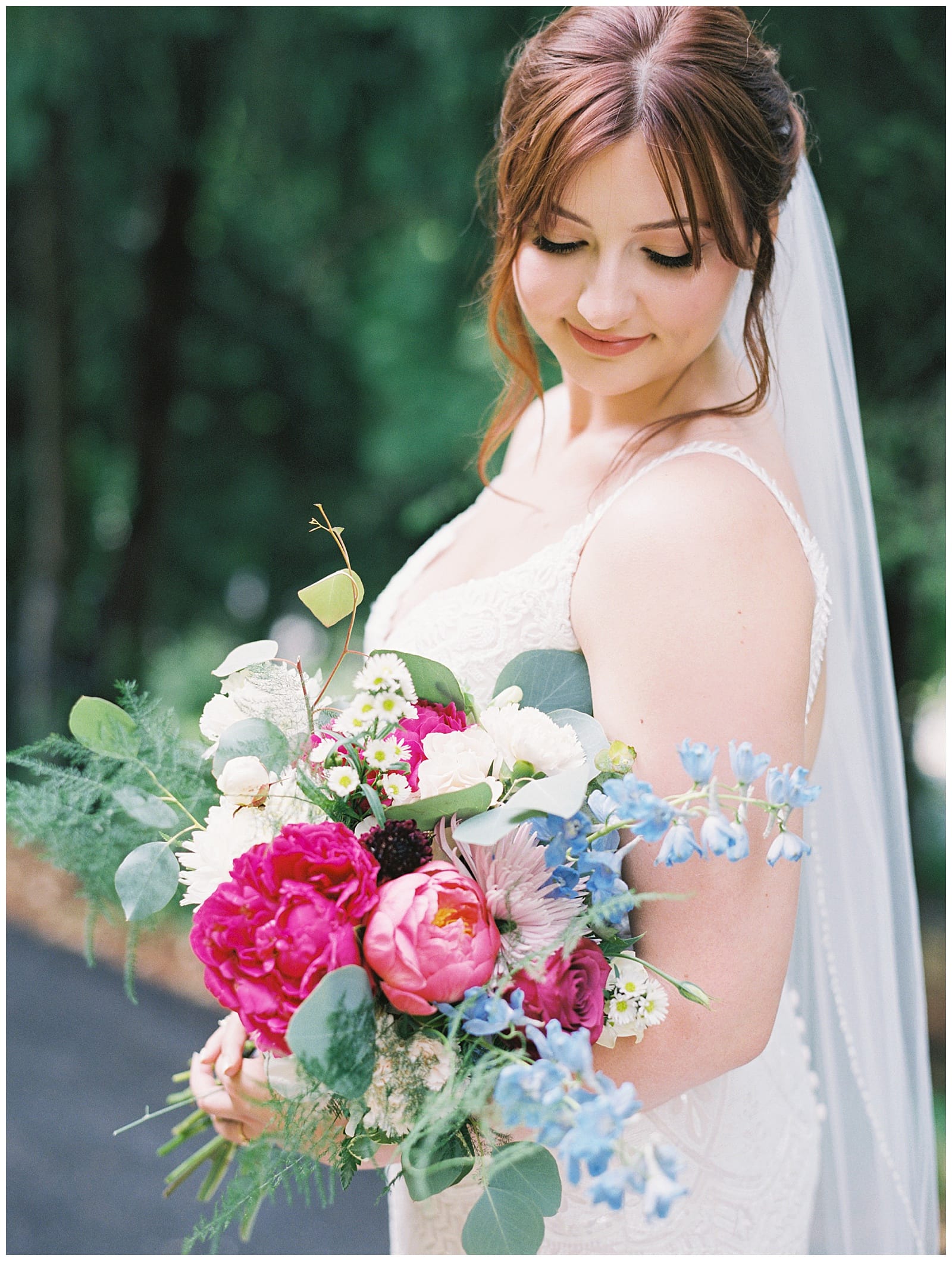 Danielle-Defayette-Photography-Engadine-Inn-and-Cabins-Wedding-Asheville-NC_0020.jpg