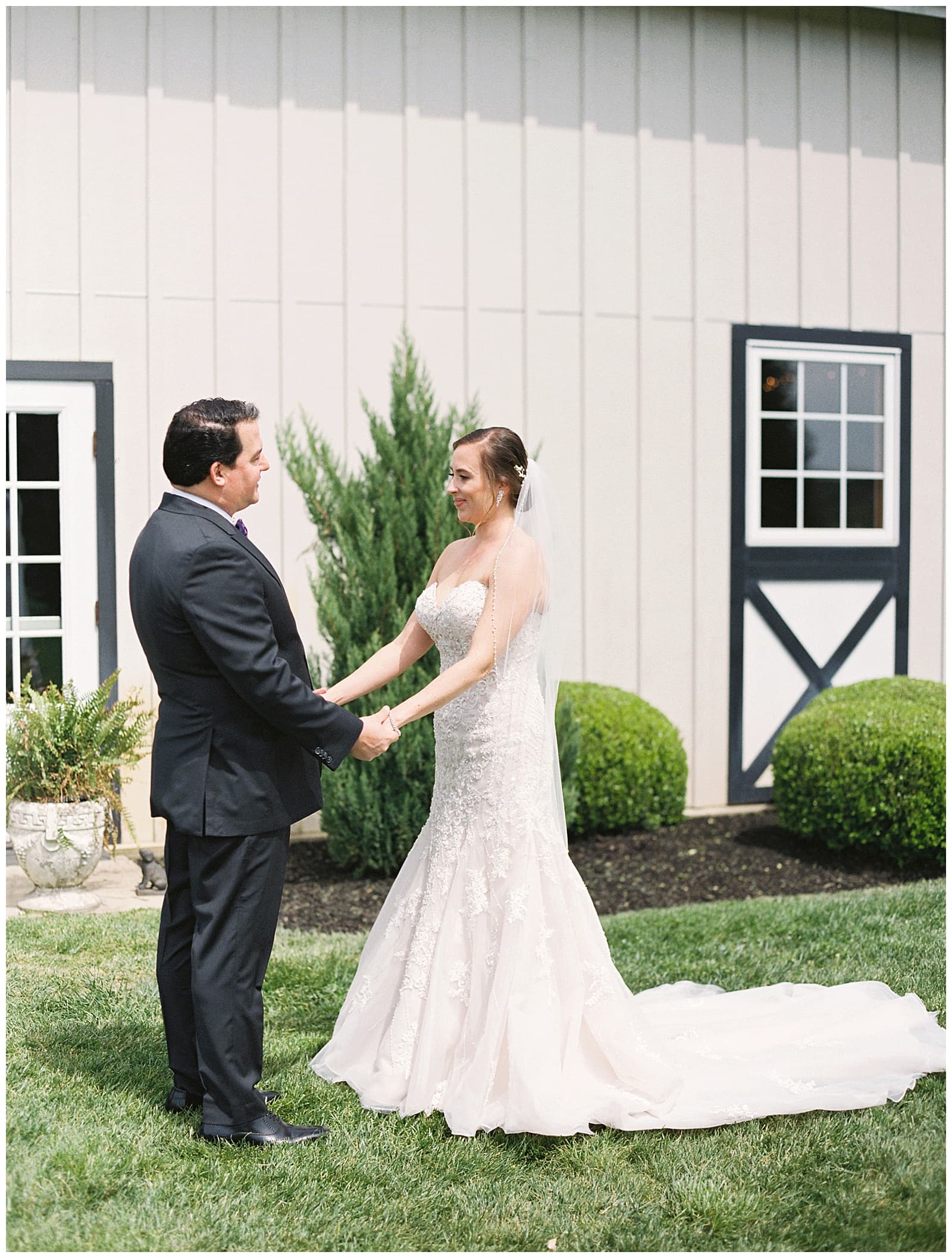 Danielle-Defayette-Photography-Shadow-Creek-Wedding-Purcellville-VA_0012.jpg