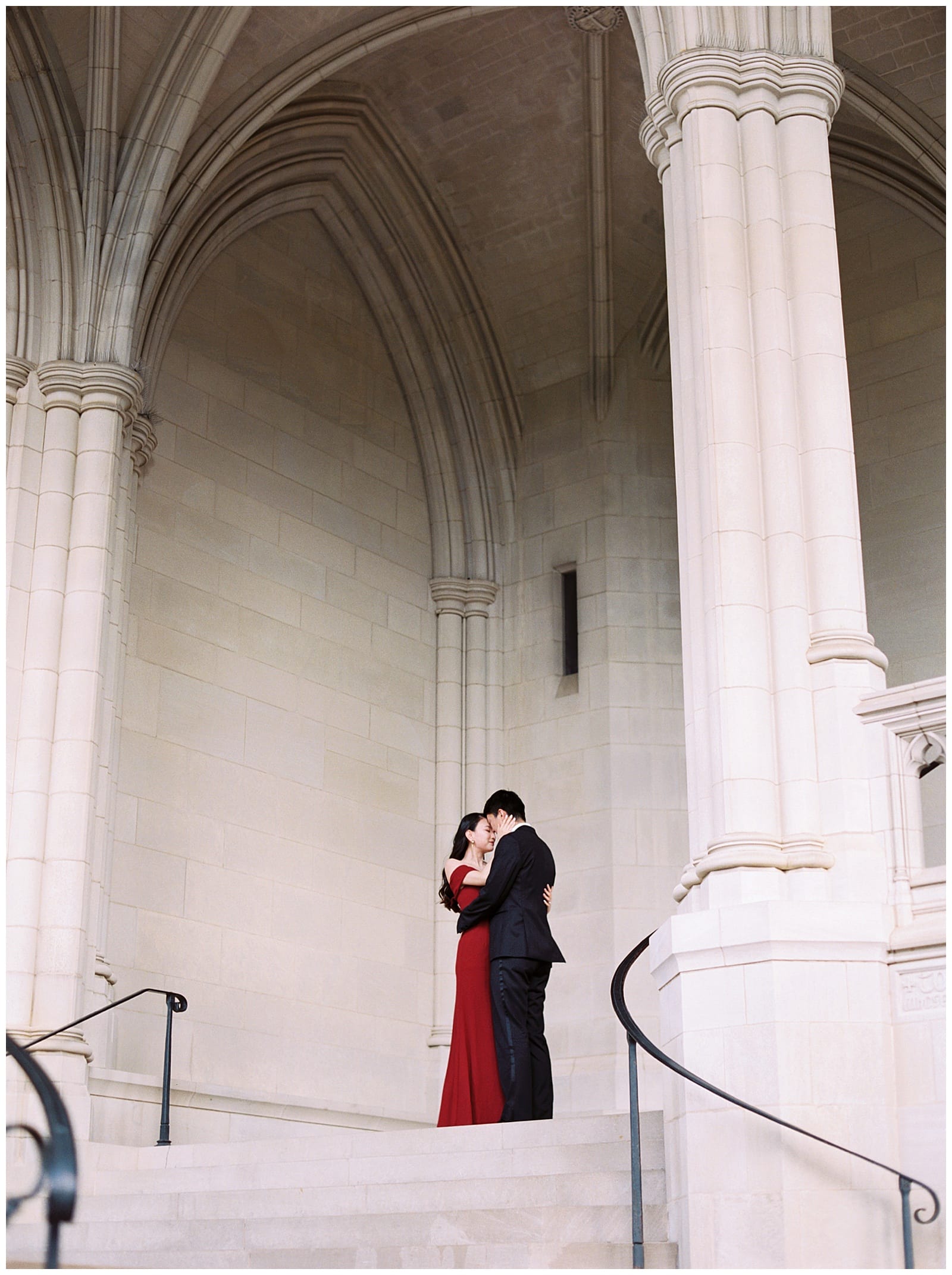 Danielle-Defayette-Photography-Washington-National-Cathedral-Engagement-Photos_0001.jpg