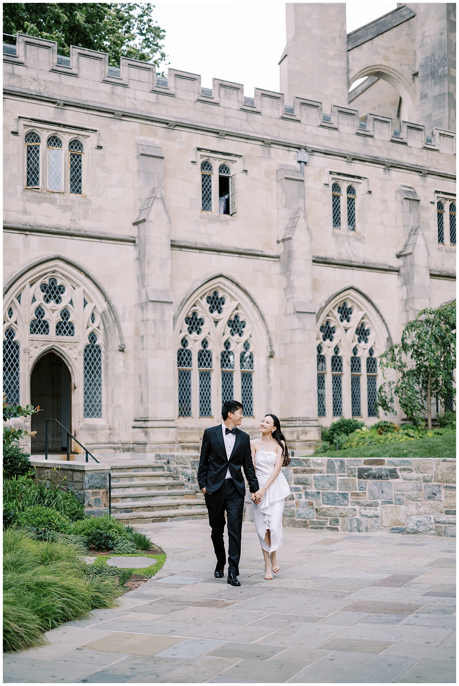 Danielle-Defayette-Photography-Washington-National-Cathedral-Engagement-Photos_0013.jpg
