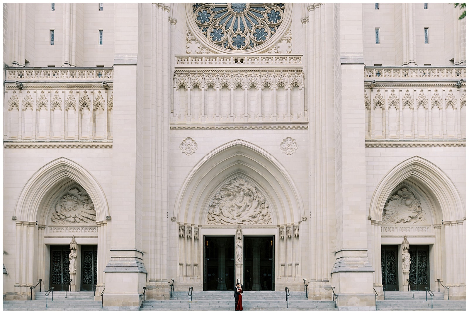 Danielle-Defayette-Photography-Washington-National-Cathedral-Engagement-Photos_0020.jpg