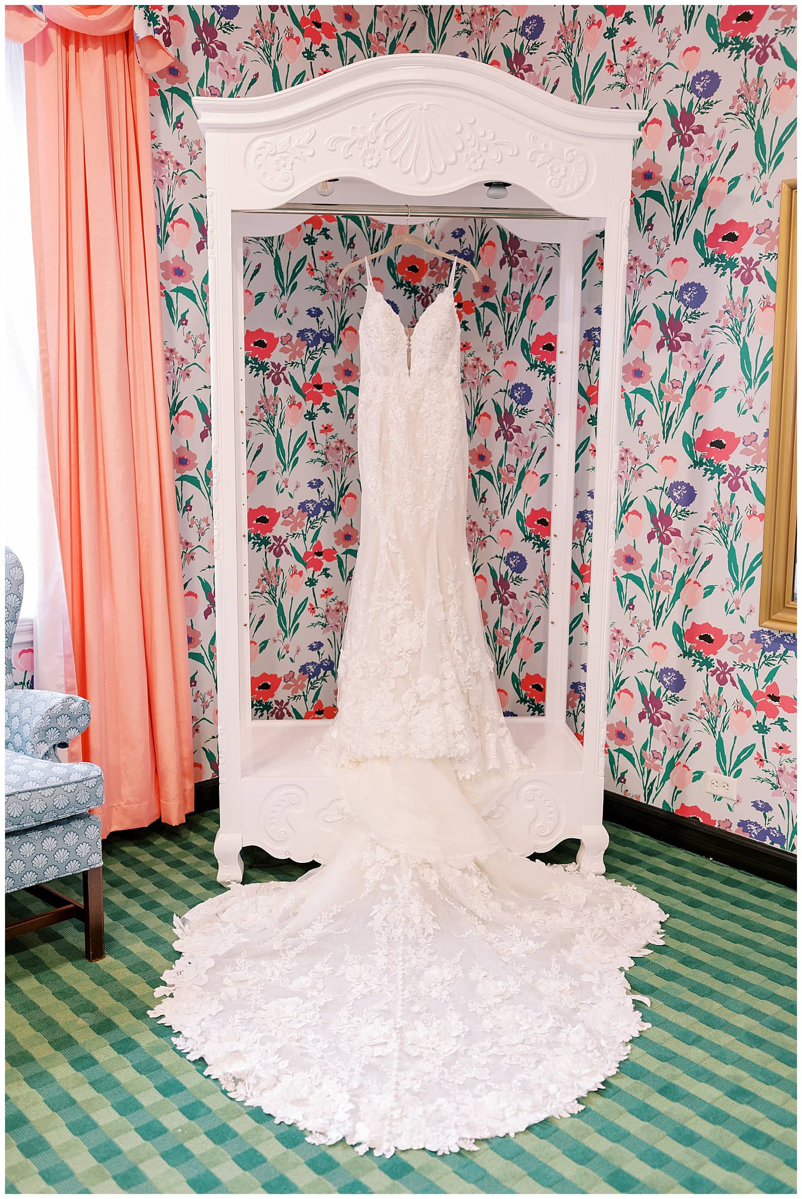 Danielle-Defayette-Photography-The-Greenbrier-Wedding-WV_0018.jpg
