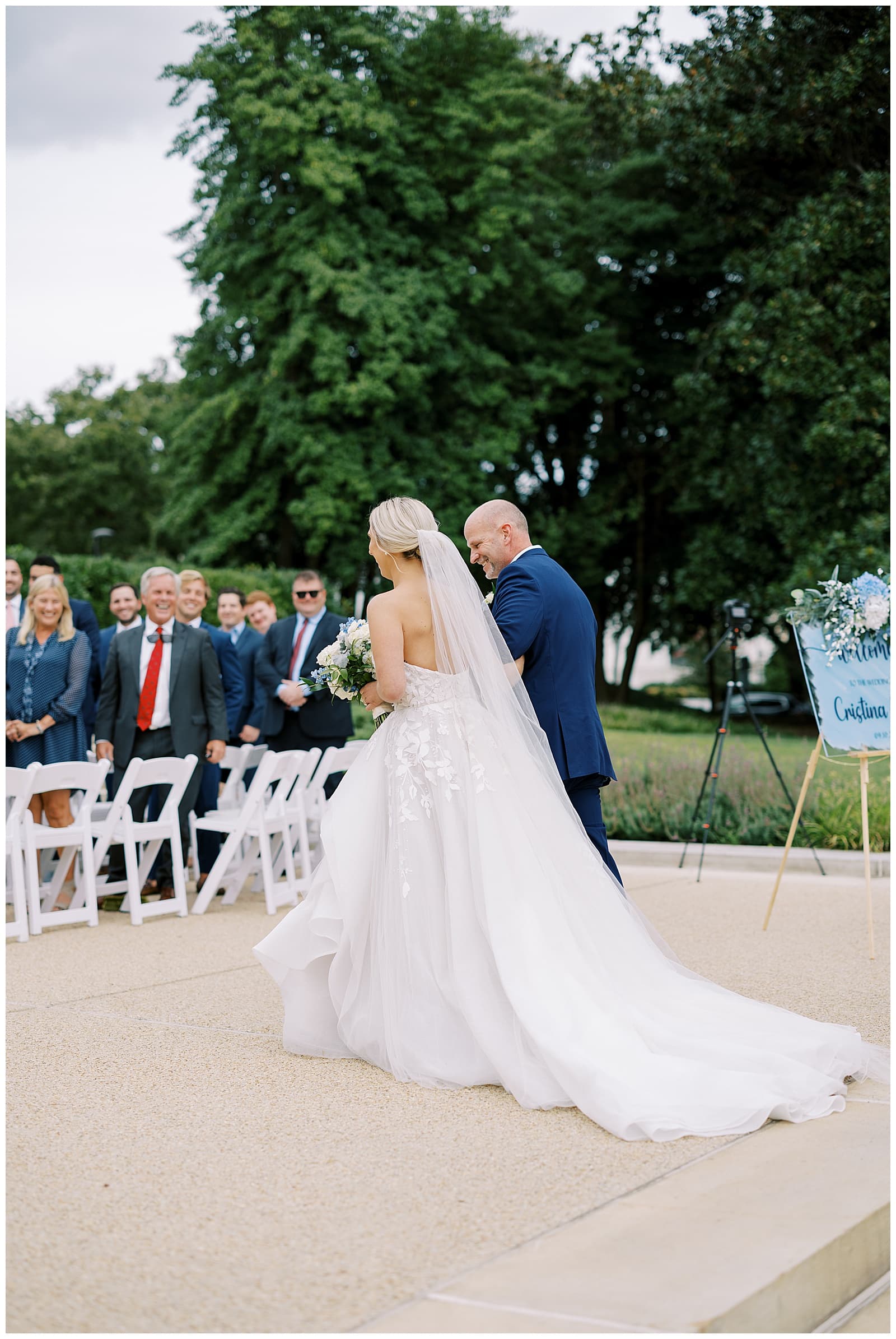 Danielle-Defayette-Photography-potomac-view-terrace-wedding-dc_0012.jpg