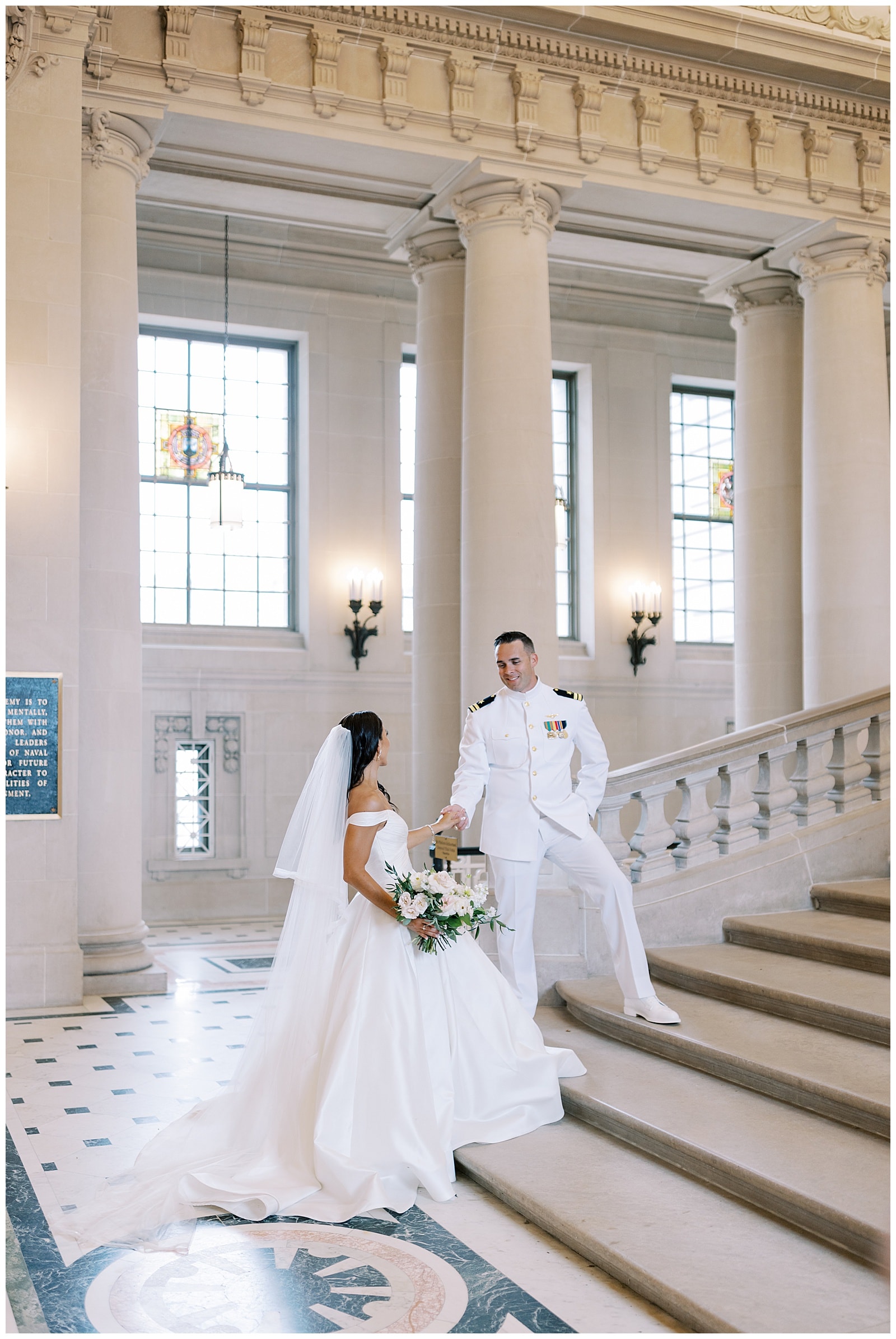 Danielle-Defayette-Photography-naval-academy-chapel-wedding-MD_0005.jpg