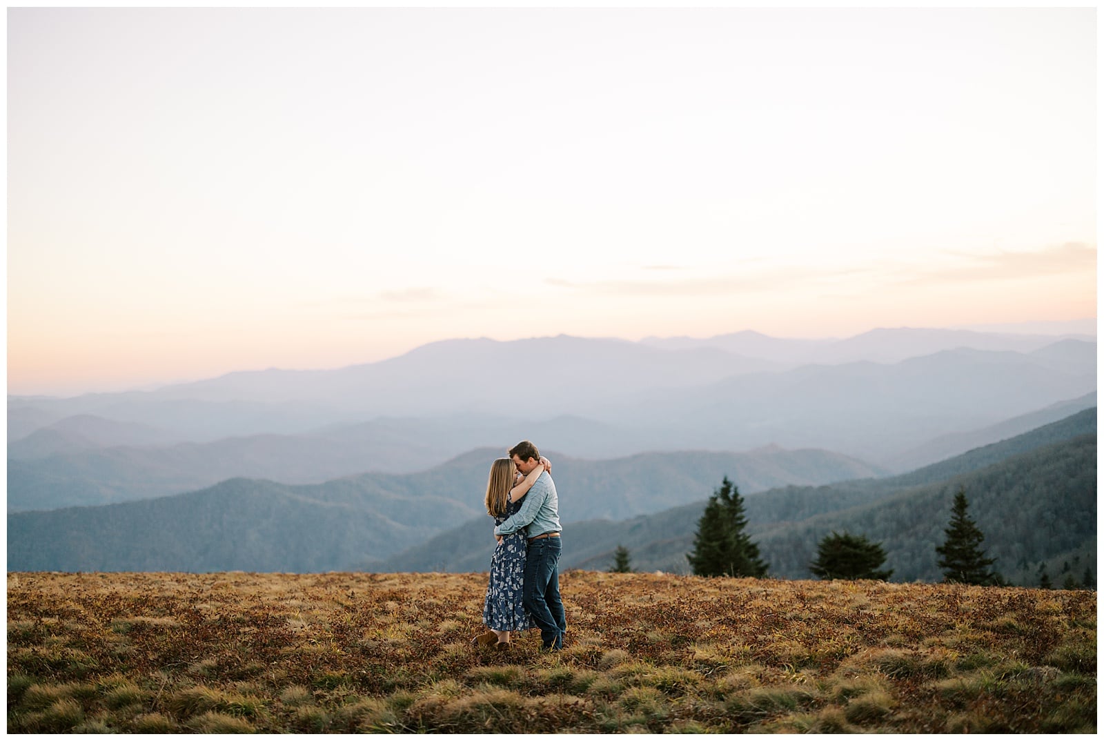 Danielle-Defayette-Photography-Roan-Mountain-Engagement-Photos_0002.jpg